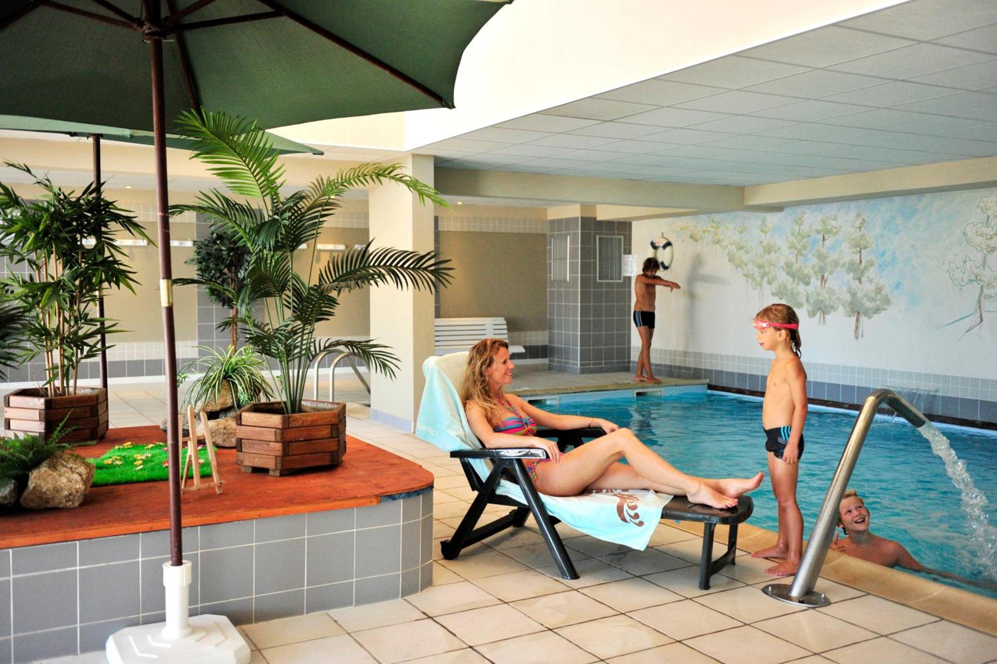 Residence Goelia Le Domaine De Castella Font-Romeu-Odeillo-Via Екстериор снимка